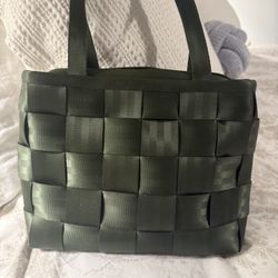 Dark Green Harvey’s Seatbelt Bag