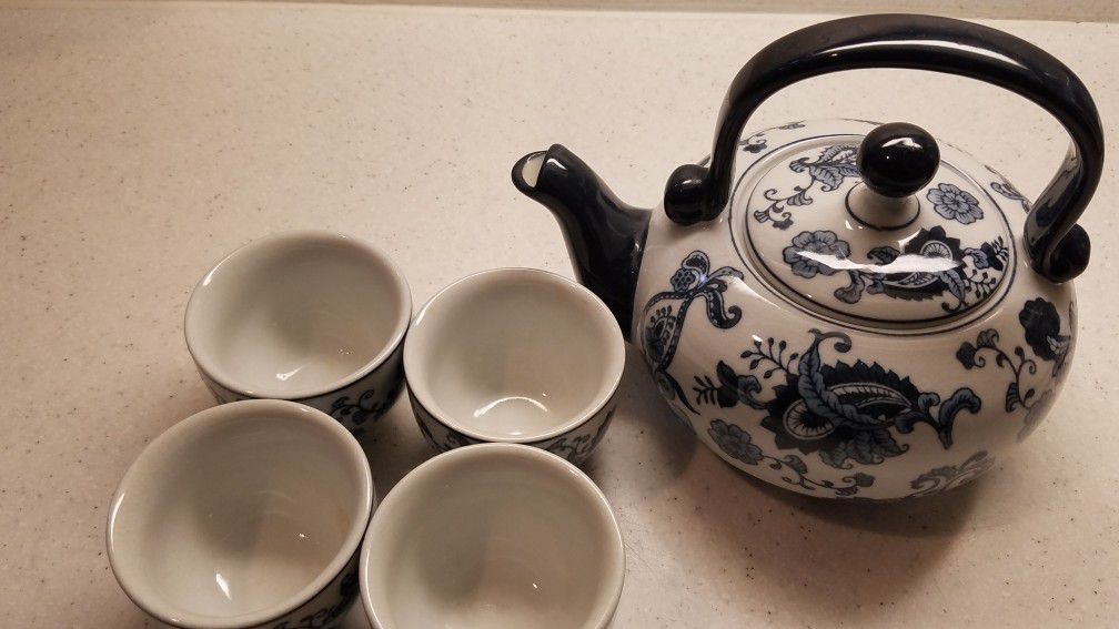 Porcelain Tea Pot Hand painted