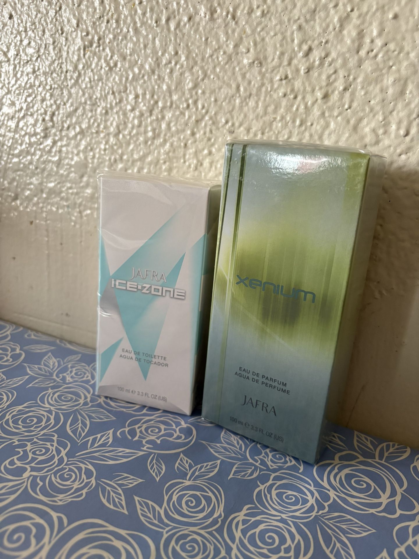 Jafra Perfumes Diferentes Aromas 2 Por $60.00