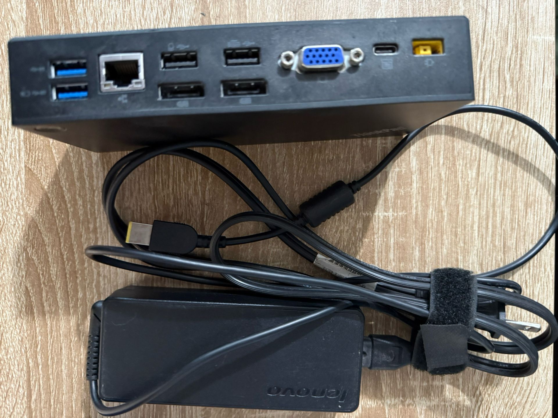 Lenovo ThinkPad Docking Station with Power Adapter
