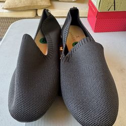 Danskin Black Textured Ballet Flats Size 8 W