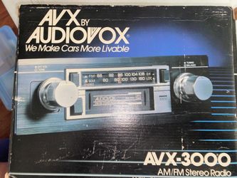 Vtg  AVX-3000 AM/FM stereo cassette playe open box