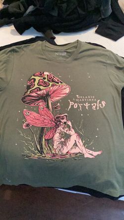 Melanie Martinez Portals Tshirt XL