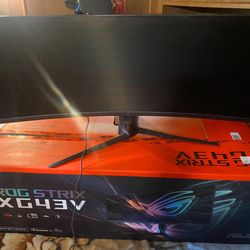 Ultra wide Rog Strix XG43V Monitor