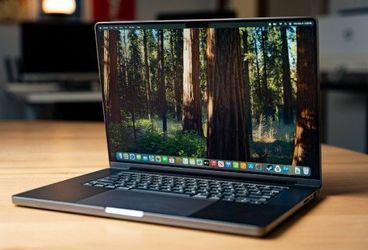 🚀 Apple MacBook Pro – 14” M4 Pro Chip, Incredible Performance! 🚀