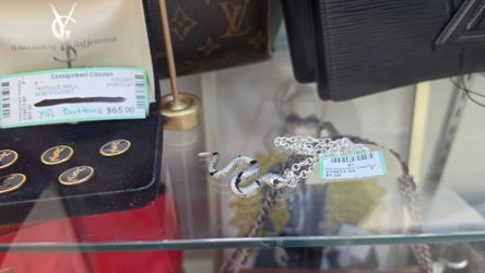 SNAKE N E C K L A C E