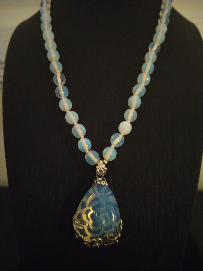 18 Inch Rainbow Moonstone Necklace 8mm