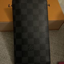 LV Mens Wallet