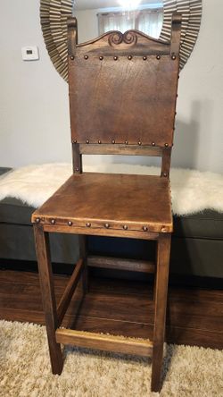 Bar stool