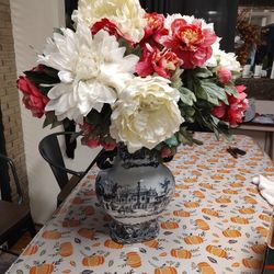 XL Black & White Porcelain Vase