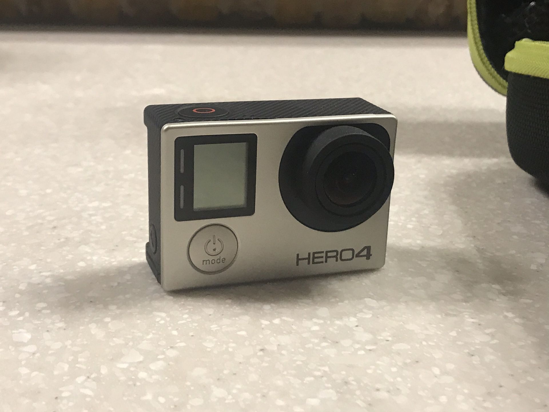 2x GoPro Hero 4 Silver + Accessories