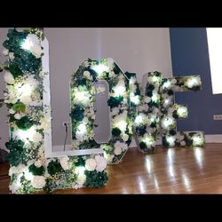 3’ LOVE Marquee
