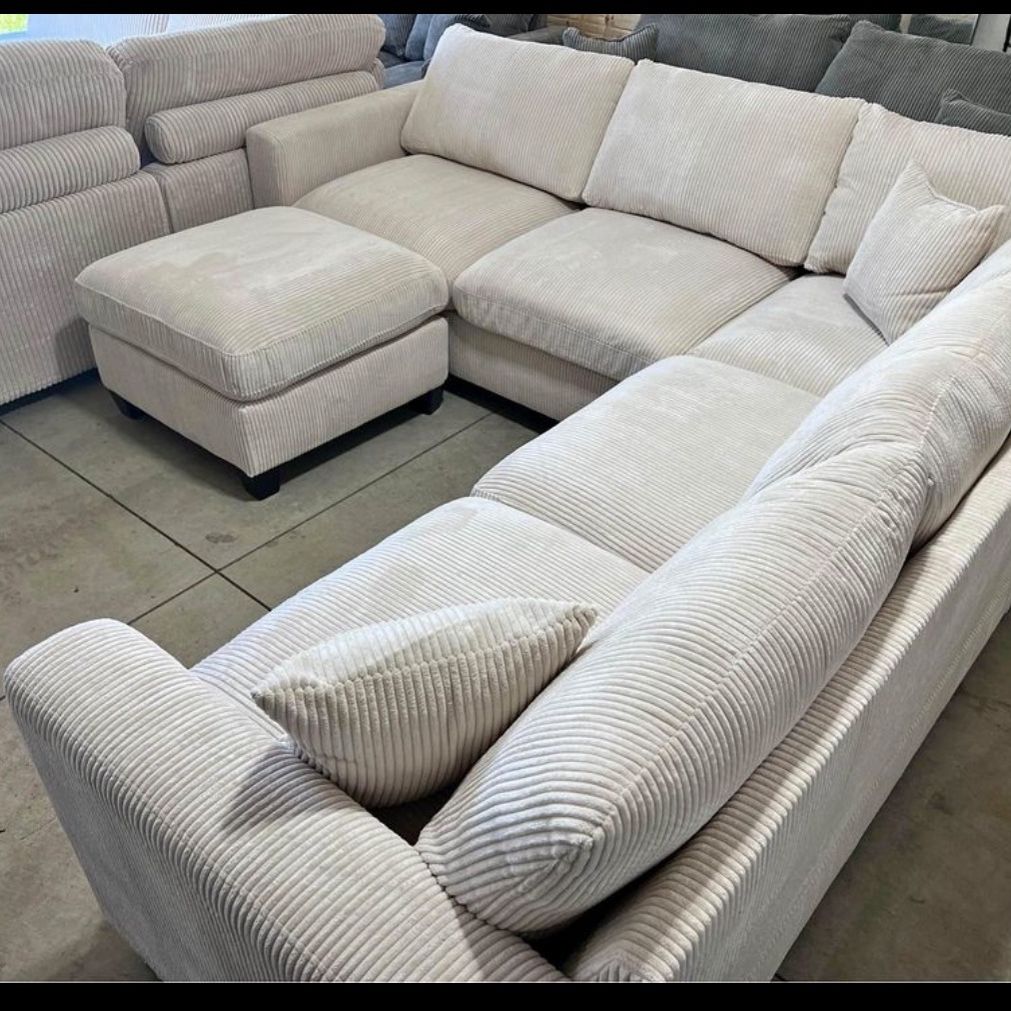 4 Pc Sectional Sofá With Ottoman 