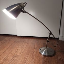 STAINLESS STEEL ADJUSTABLE DESK LAMP