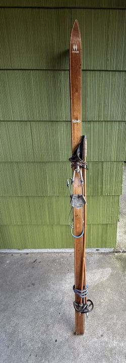 Winter/Holiday Decor:  Antique Cross Country Skis For Decor Only