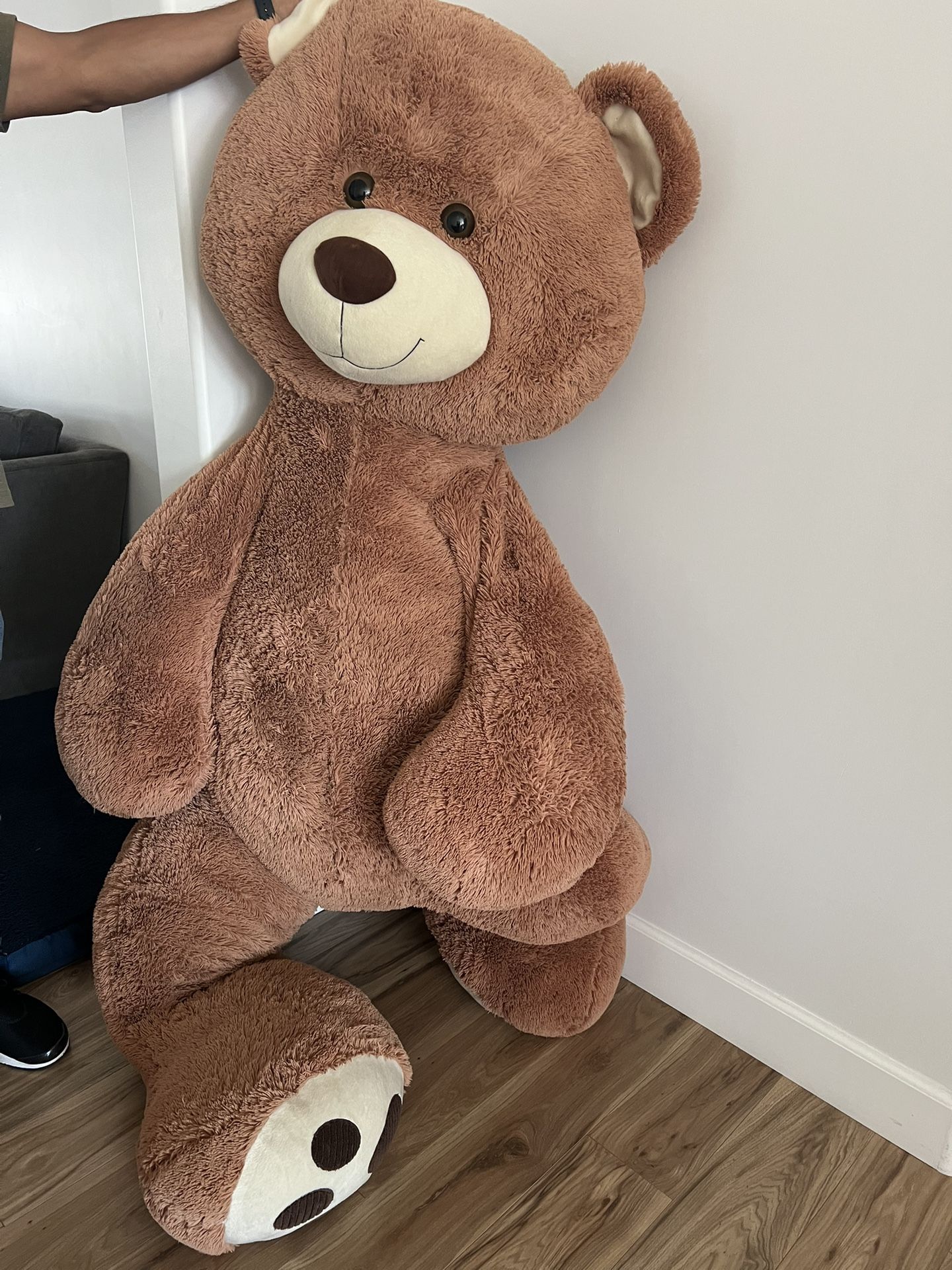 Giant 6 Foot Teddy bear