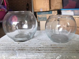 Glass bowls 6 big and 2 small