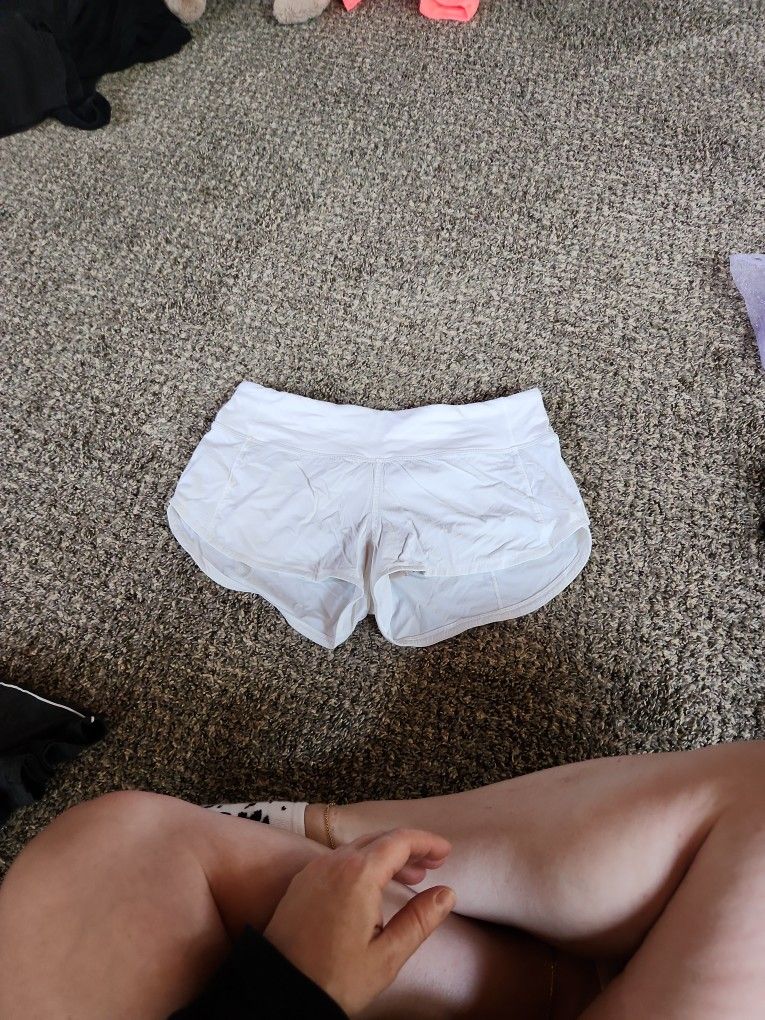 Lululemon Shorts Size 4 White