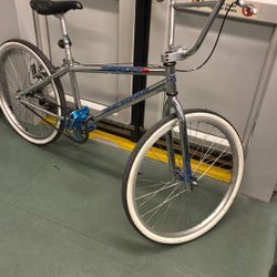 Old School Bmx Diamond Back 24 Inch Bike