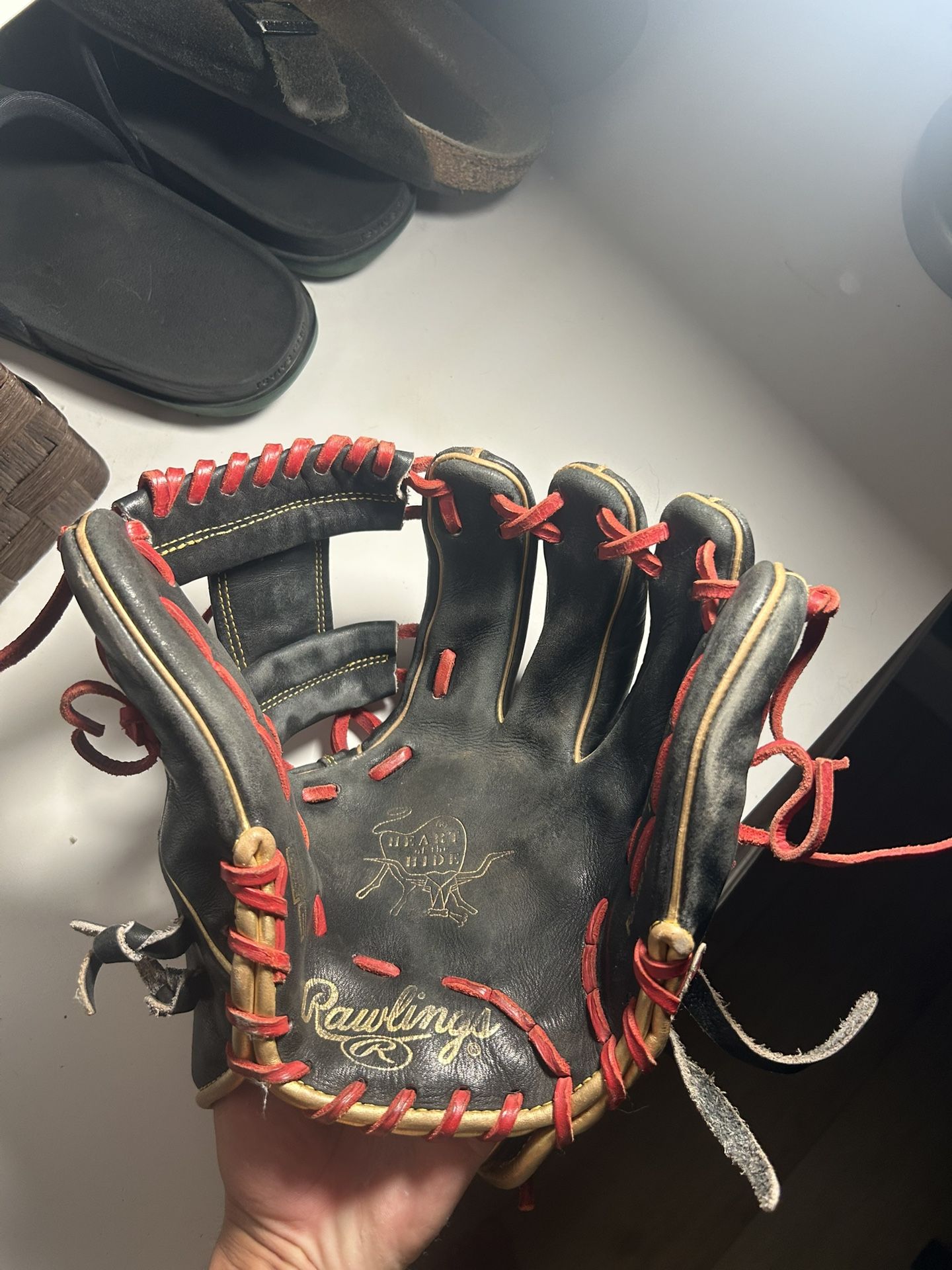 baseball glove