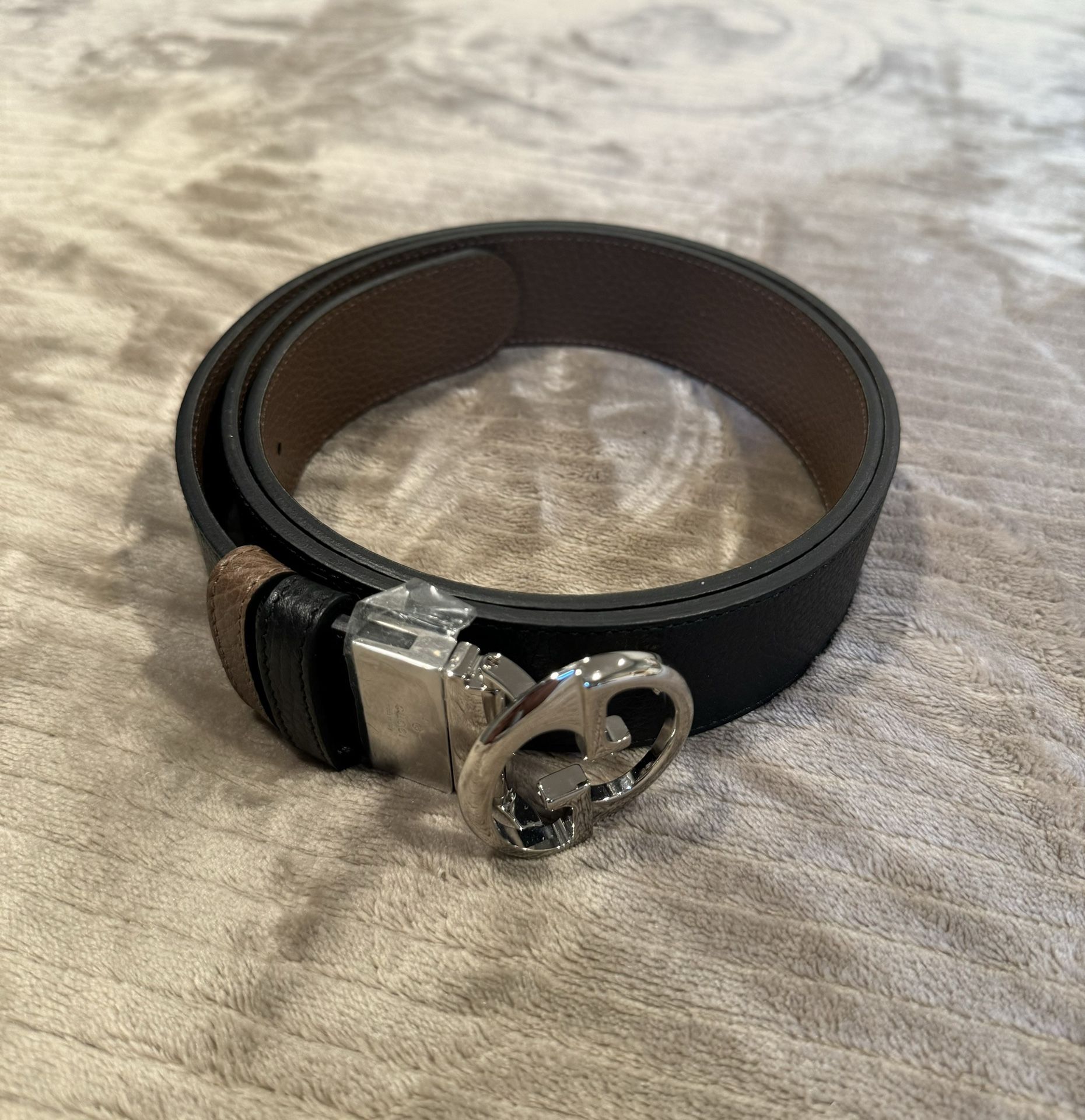 Gucci reversible belt