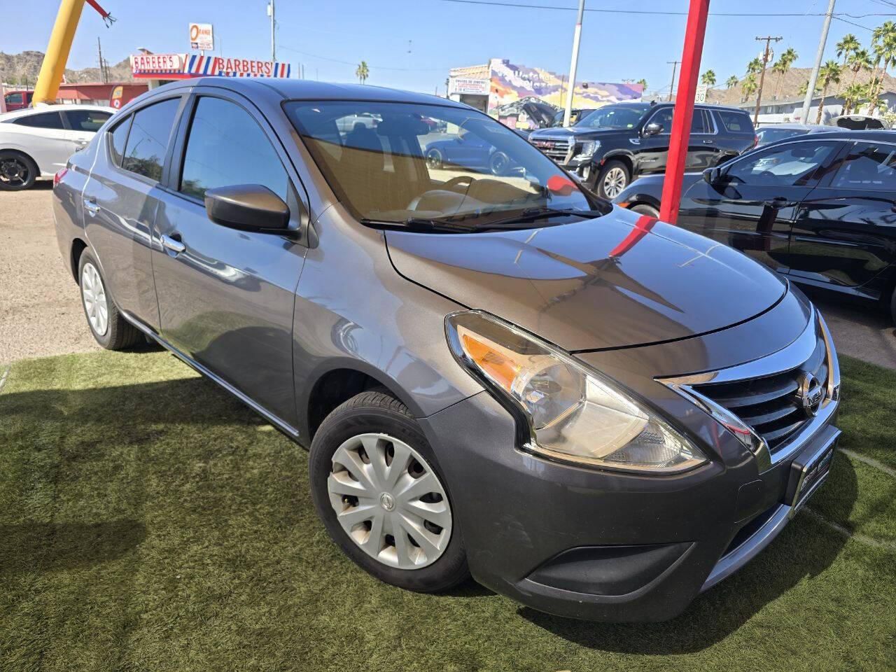 2019 Nissan Versa