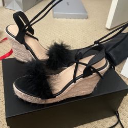 tie up fluffy wedges