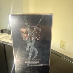 Black opion YvesSaintLaurent eau de parfum
