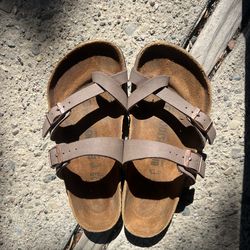 Birkenstock sandals size 35