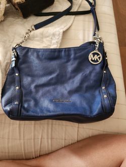 Medium/large Michael Kors purse