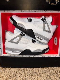 Jordan 4 White cement 2025 Size 8.5