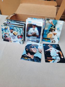 86 assorted Baseball cards.