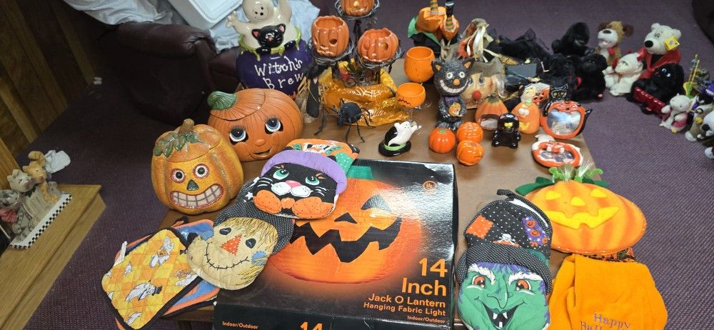 Halloween Stuff π Inside And Out MANY THINGS