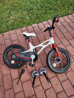 Bike W/ Training Wheels Great Condition