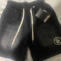 hellstar shorts 