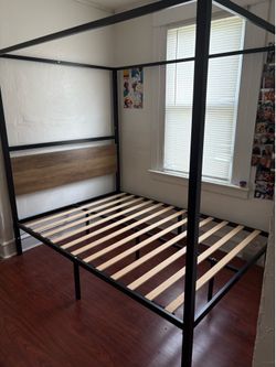 Full size bed frame with post