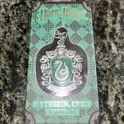 Harry Potter Slytherin Crest Keychain