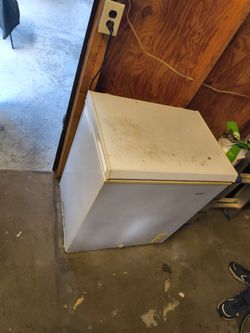 Deep freezer