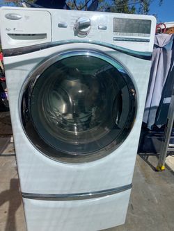 Whirlpool Duet Front Load Washer with Pedestal