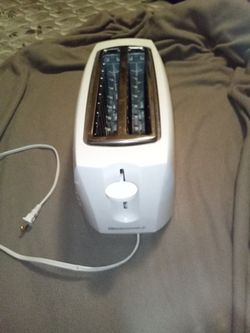 Beautiful 4-Slice Toaster