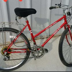 kleding periscoop Laboratorium Vintage Women's 1200 GT Open Road 12 Speed ATB Bicycle. for Sale in  Altadena, CA - OfferUp