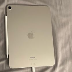 iPad Air 5 (256GB + Wi-Fi) with Apple Pencil 2nd Gen - Excellent condition