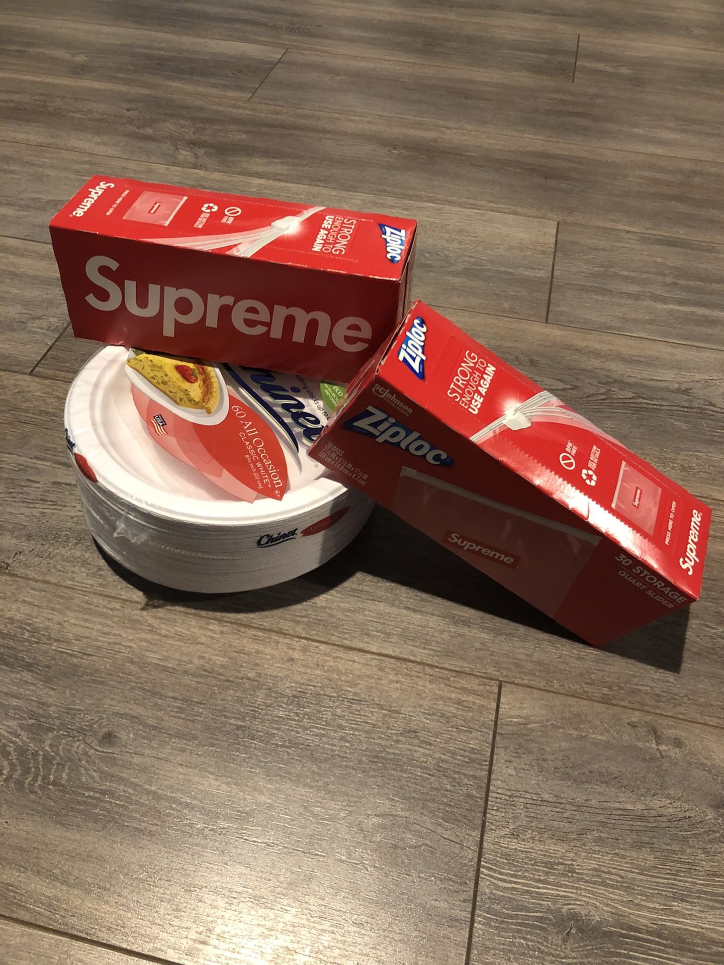 Supreme ziplock