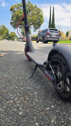 electric scooter
