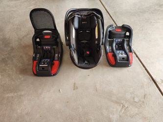 Britax Car Seat and 2 Bases For Sale