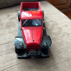  True Value Ertl 1946 Dodge Power Wagon die-cast collectible in 1:25 scale