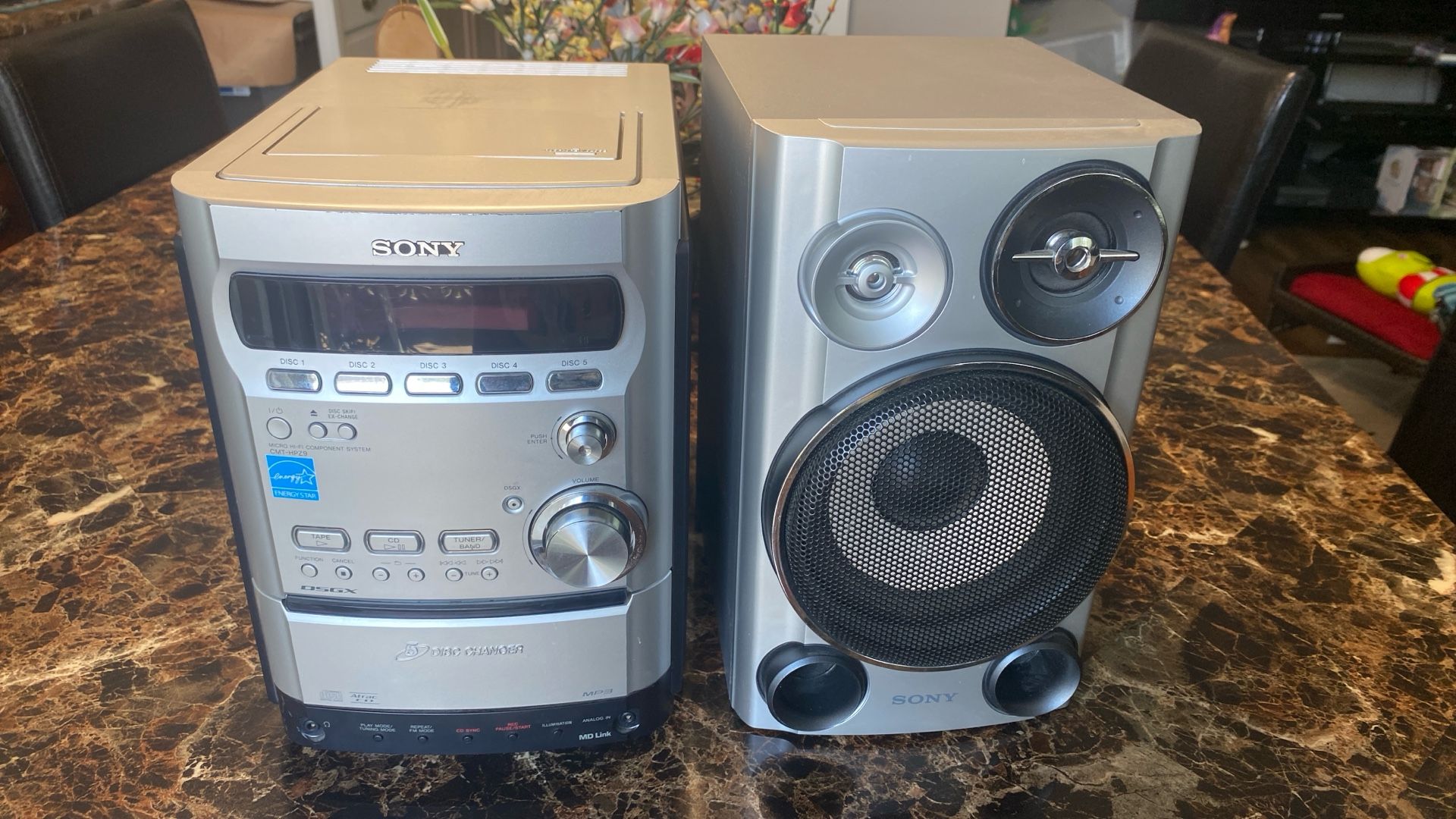 Vintage Sony Speakers (2005) Disc Changer And Cassette Player
