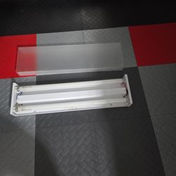 24" Florescent LED Ceiling Mount Fixture & 6 Spares