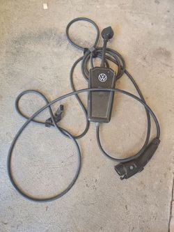 OEM Volkswagen Electric Vehicle (EV) Portable Charger – Great Condition. VW charger bundle with nema 14-50 extention cord