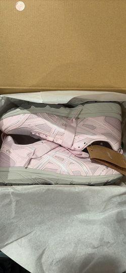ASICS Gel-Nunobiki Pink Ribbon Laces